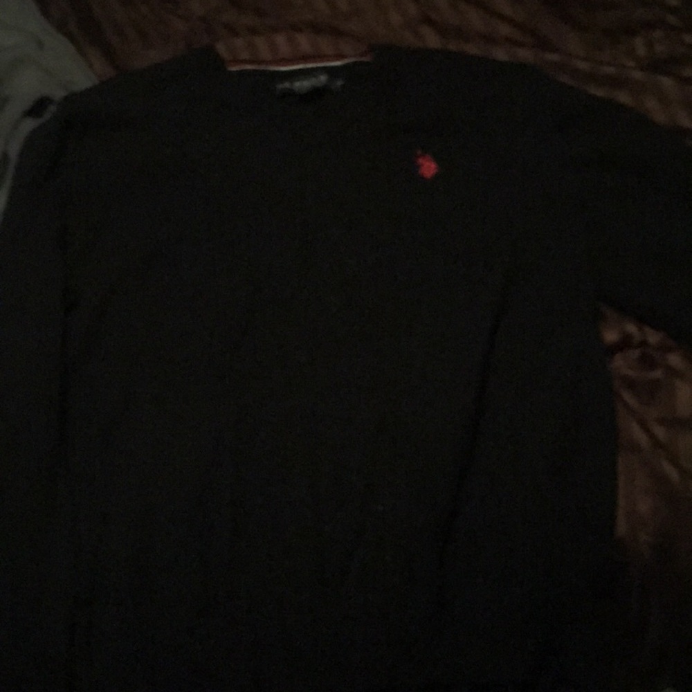 Polo v-neck sweater